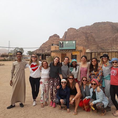 Wadi Rum Light Camp Екстер'єр фото